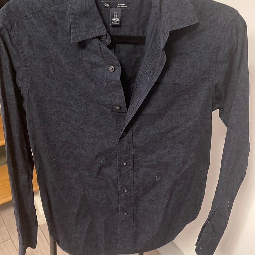 Navy blue floral shirt.